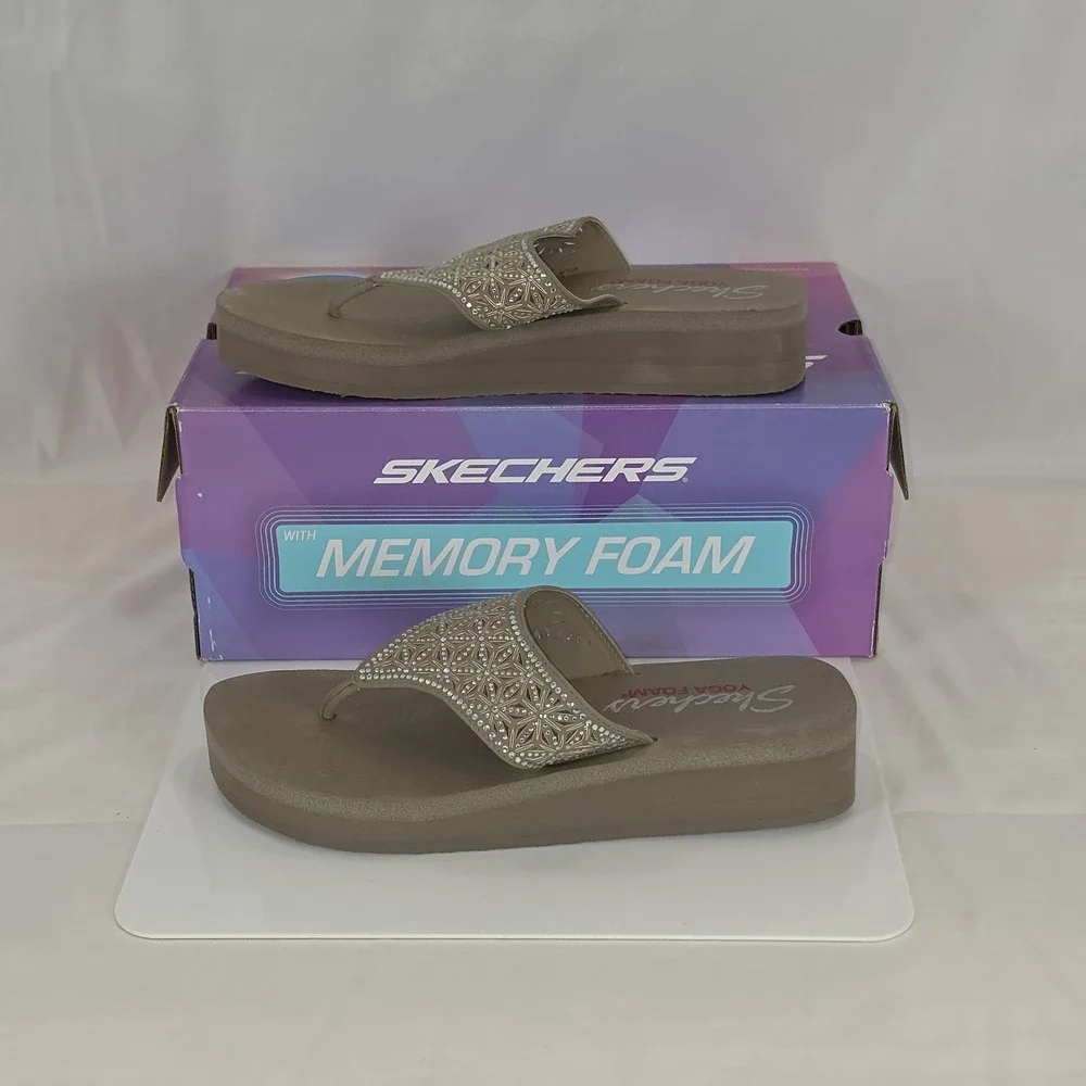 Skechers Yoga Foam Women's Size 10 Taupe Rhinestone Wedge Flip Flop Sandals